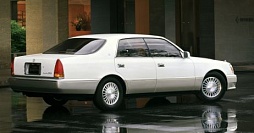 Фотография Toyota Crown Majesta 1991-2001